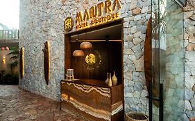 Mantra Hotel 4*